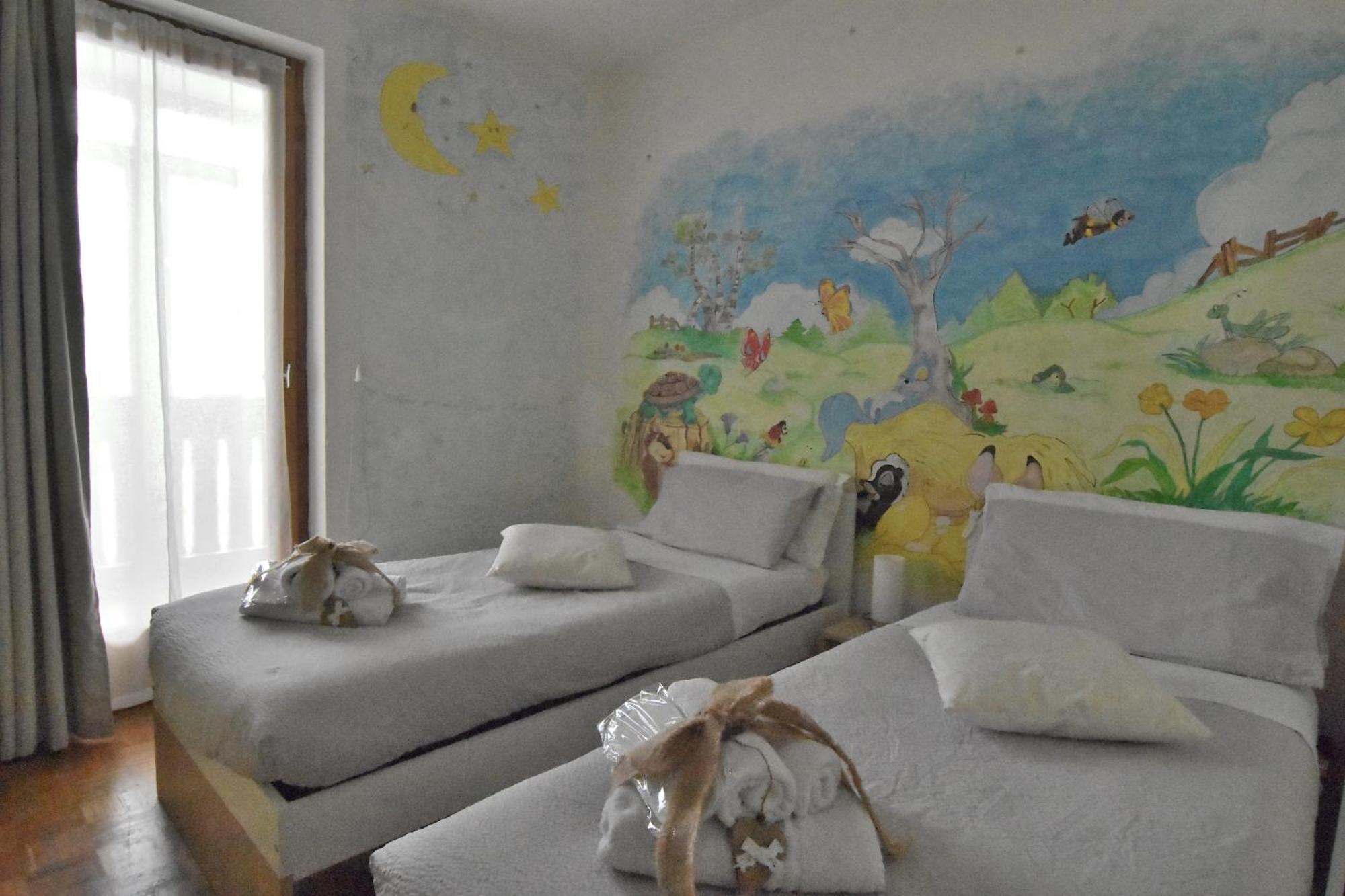 Appartamento Da Romina Con Parcheggio Gratuito Sanzeno Ngoại thất bức ảnh
